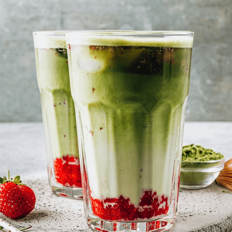 Iced Matcha Latte Frutos rojos